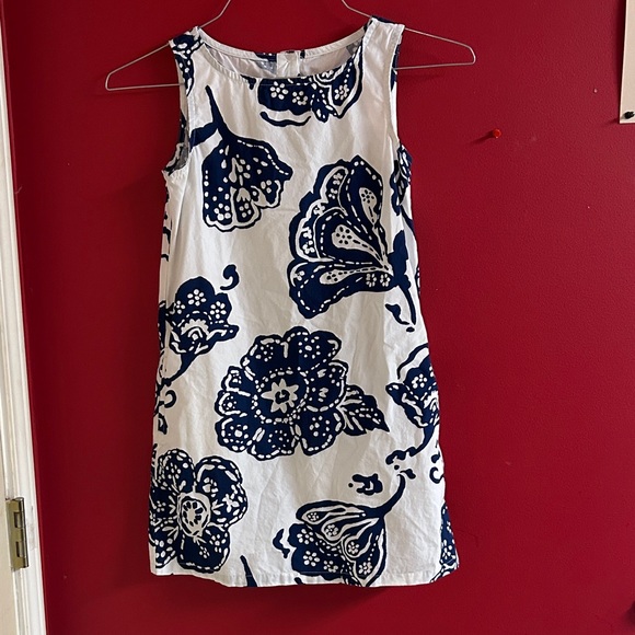 Crazy 8 Other - Crazy 8 White Mini Dress with Navy Floral Print size 10